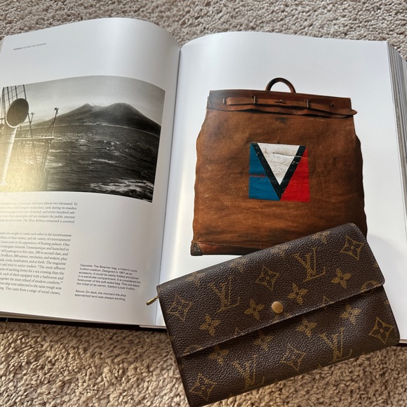 Louis Vuitton Handbags - Authentic Louis Vuitton Monogram Portefeuille Sarah Long Wallet